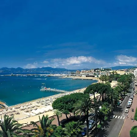Gorgeous And Spacious Flat 4 Pax 5min From Beach