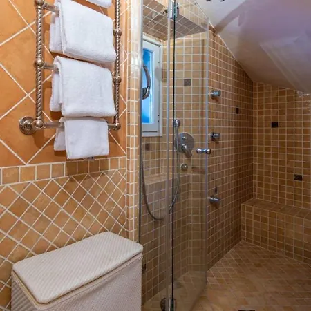 Gorgeous And Spacious Flat 4 Pax 5min From Beach Apartment