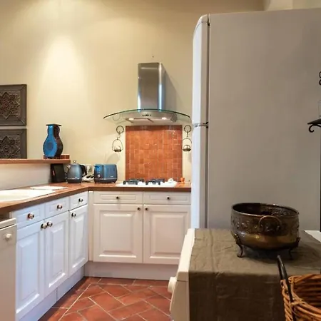 Gorgeous And Spacious Flat 4 Pax 5min From Beach Apartment